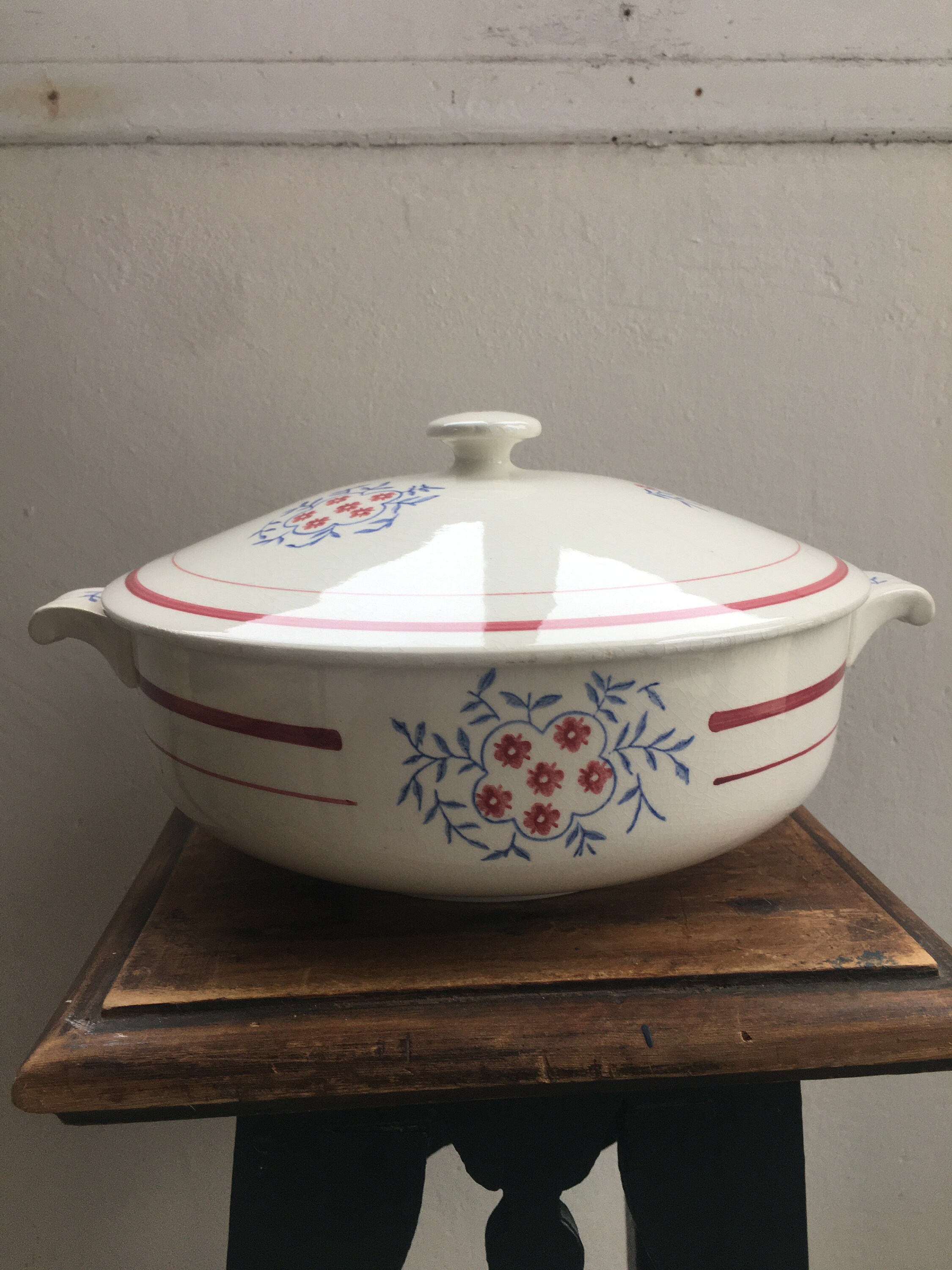Soupiére ou Soupe Tureen avec Couvercle
