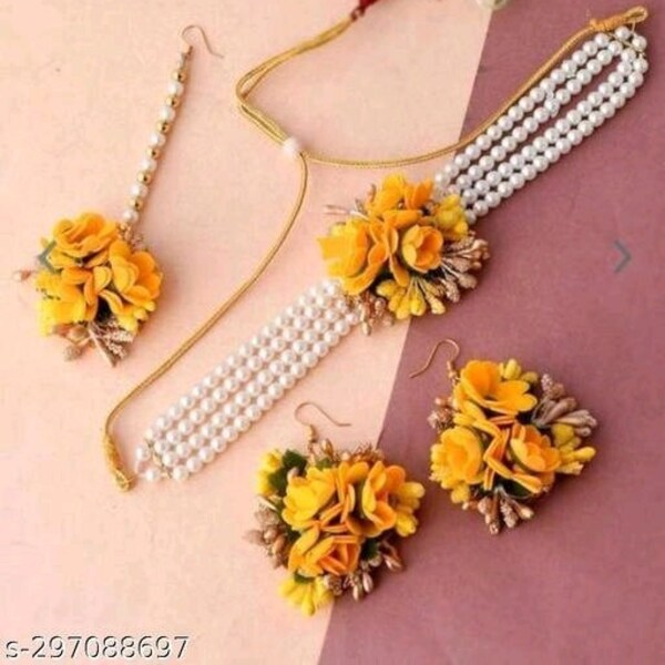 Beautiful handcrafted artificial flower jewelry/haldi, mehndi jewellery/indian wedding jewelry/haldi ceremony necklace with earrings/jewelry