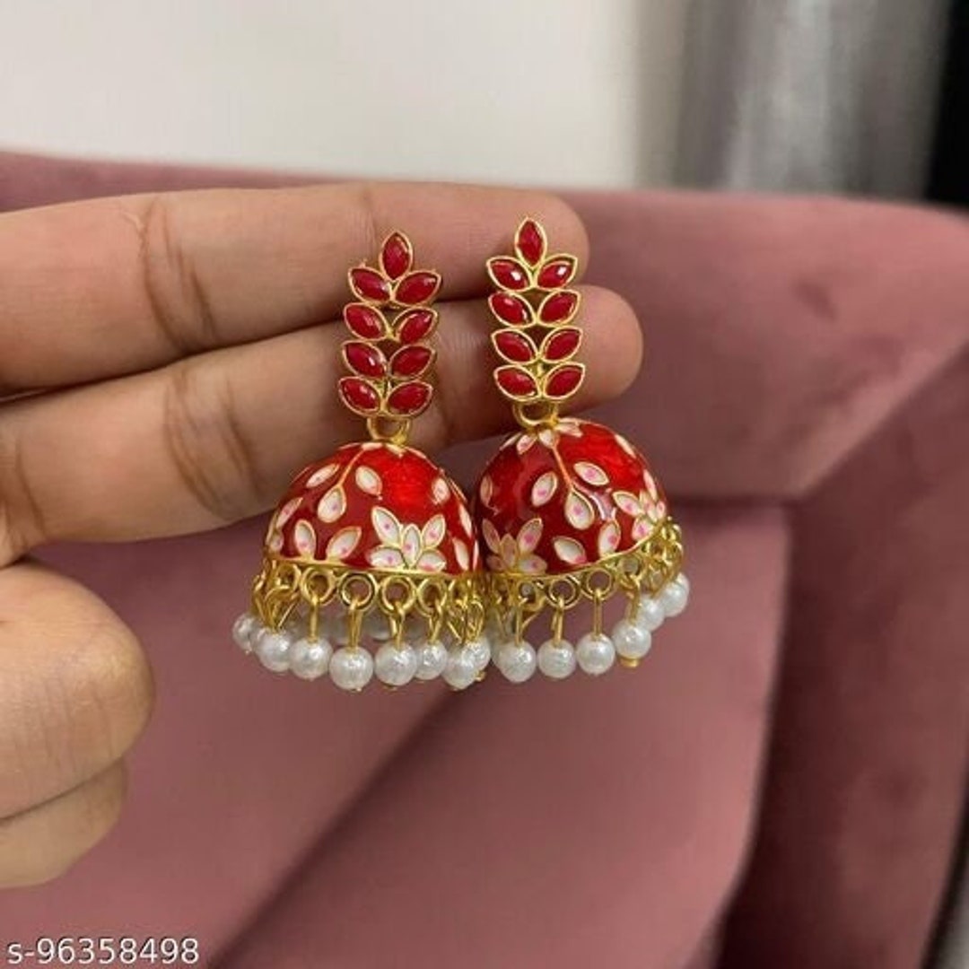 Amazon.com: Pahal Traditional Red Kundan Pearl Big Gold Jhumka Earrings  Indian Bollywood Wedding Jewelry for Women FJ: Clothing, Shoes & Jewelry