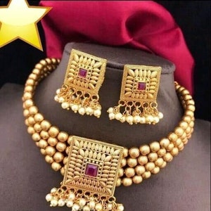 Wedding Golden necklace for saaree/Gold kundan/Golden earrings/jewellery set/women jewellery/South Wedding jewellery/heavy necklace/jhumkas