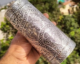 Silver oxidized bracelet/adjustable kada/ethnic bangle/ethnic wear/wedding jewellery/wedding wear/new arrival/kada