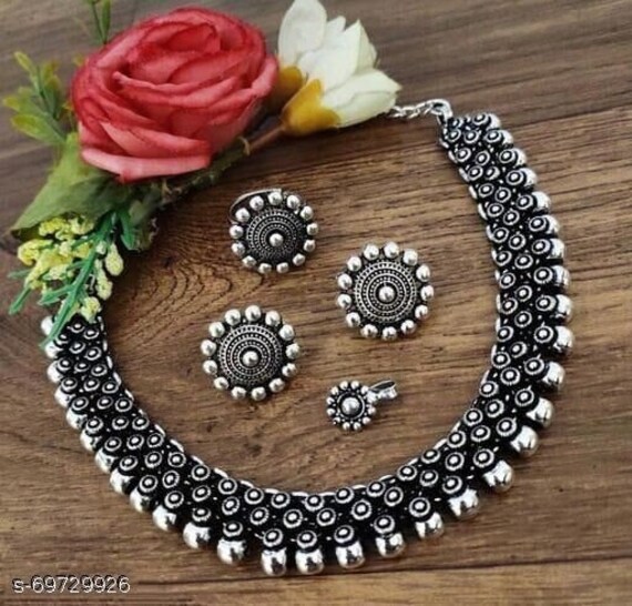 Silver metal hotsell jewellery set