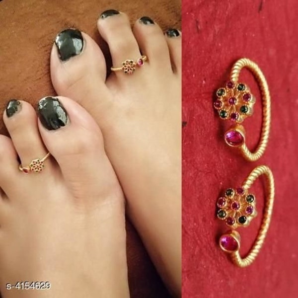South indian toe ring/hand engraved bras foot/toe ring designer/hammered/golden rings/pair of toe ring/ethnic ring/sharara wear/diwali