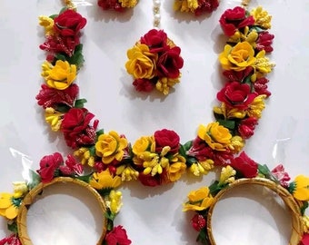 haldi ceremony flower jewelry with earrings/jewelry/Beautiful handcrafted artificial flower jewelry/haldi, mehndi jewellery/wedding jewelry