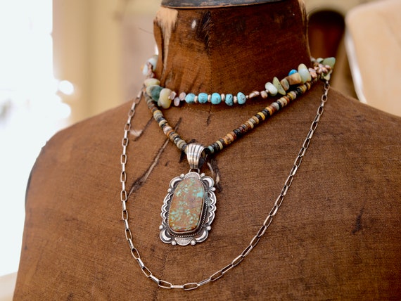 Native American Ornate Turquoise Pendant by Rober… - image 3