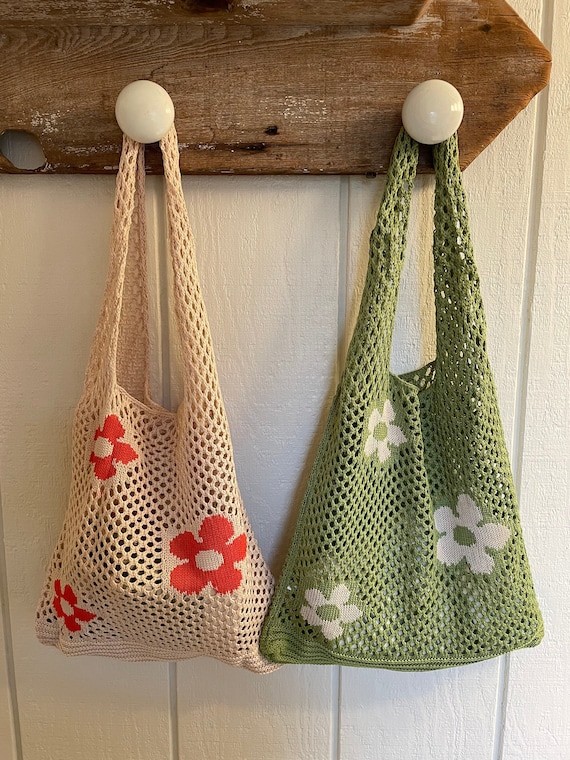 floral graphic crochet tote bag