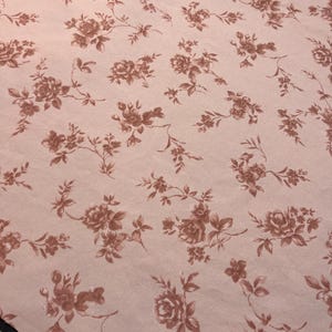 Tela de cuarto de tela con estampado floral vintage de 18 x 22 pulgadas para diarios basura