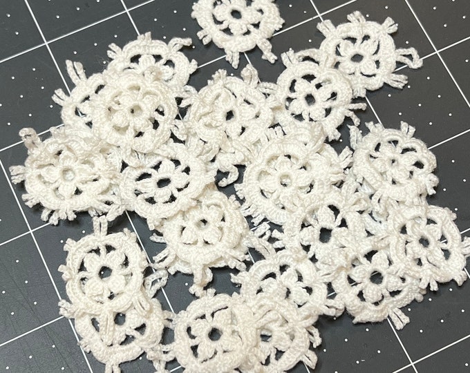 Qty: 25 Mini Vintage Doilies- 1 Inch Diameter/ Vintage / Junk Journal ...