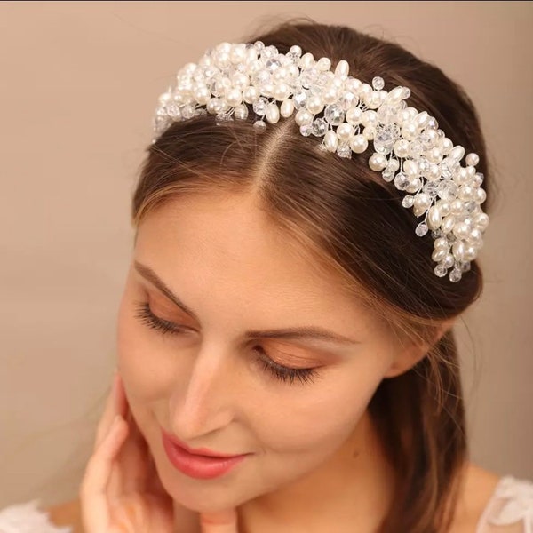 Classic all white /ivory pearl headband / Wedding headpiece / Bridal hair jewellery / Bride headband / Wedding headpiece / Statement