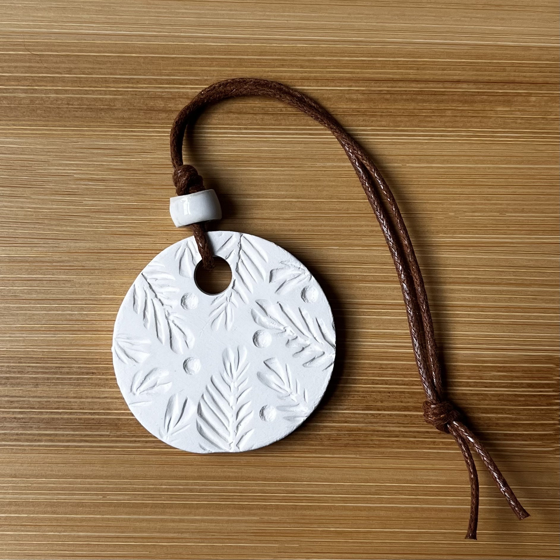 Clay Aromatherapy Diffuser: Passive Essential Oil Diffuser, Handmade - Etsy