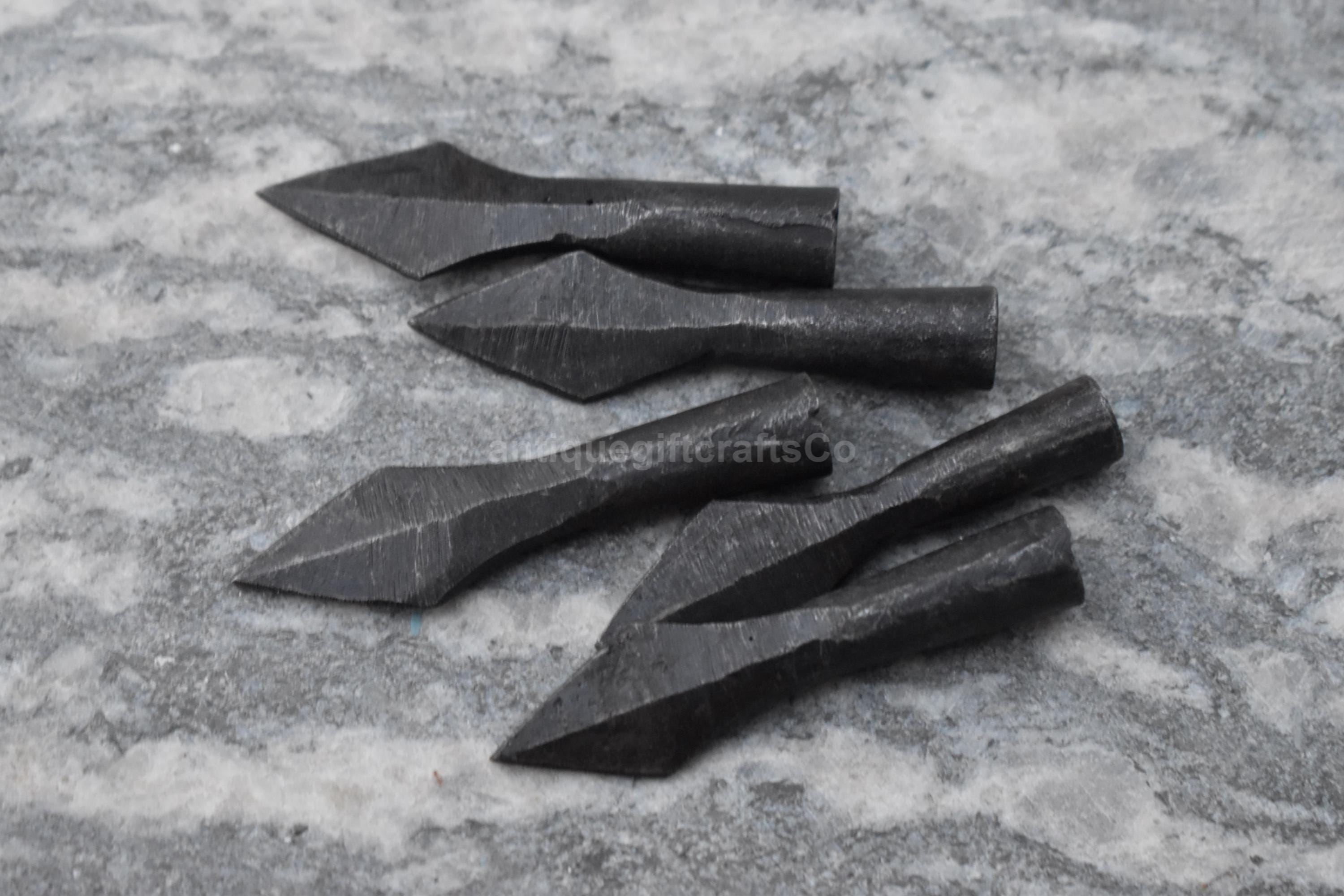 Lot De 5 Pointes De Flèches Médiévales En Acier Damas – Forgées à La Main – Pour Arc Ou Arbalète