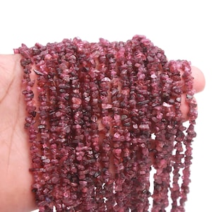 Perline di tormalina rosa naturale non tagliata, 34 pollici di perline di tormalina non tagliata, filo di perline di tormalina rosa AAA pepite e perline di patatine