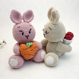 Romantic Valentine bunnies, English US Terms & Swedish, Romantiskt Alla hjärtans dags-Kaninpar