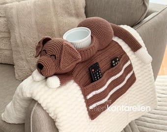 Patrón de organizador de reposabrazos para sofá con forma de perro a crochet, organizador de sofá, términos en inglés y estadounidense.