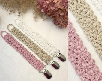 Crochet pattern Jasmine Pacifier holder, English US Terms & Swedish, Söt Napphållare