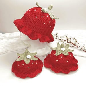 Modello PDF per cappellino all'uncinetto a forma di fragola (non AI), cappellino a forma di fragola per neonati, cappellino all'uncinetto per bambini piccoli, modello per cappellino per bambini, cappellino a forma di bacca