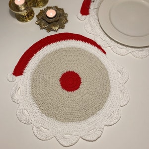 Crochet pattern Santa Placemat, English US Terms & Swedish, Virkmönster Tallriksunderlägg Tomte