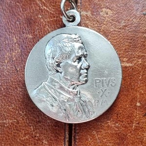 Large Antique French Double Sided Pope Pius X Jesus Religious Medal Pendant Marked Kissing