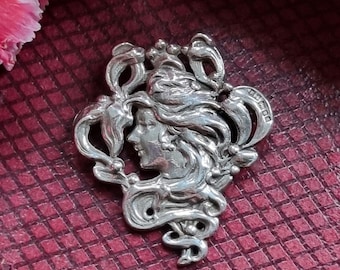 Vintage Art Nouveau Style Fully Hallmarked Sterling Silver Lady with Mistletoe Brooch