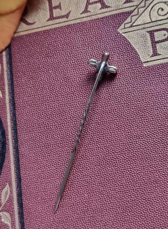 Antique Gold Ruby and Paste Stickpin - image 4