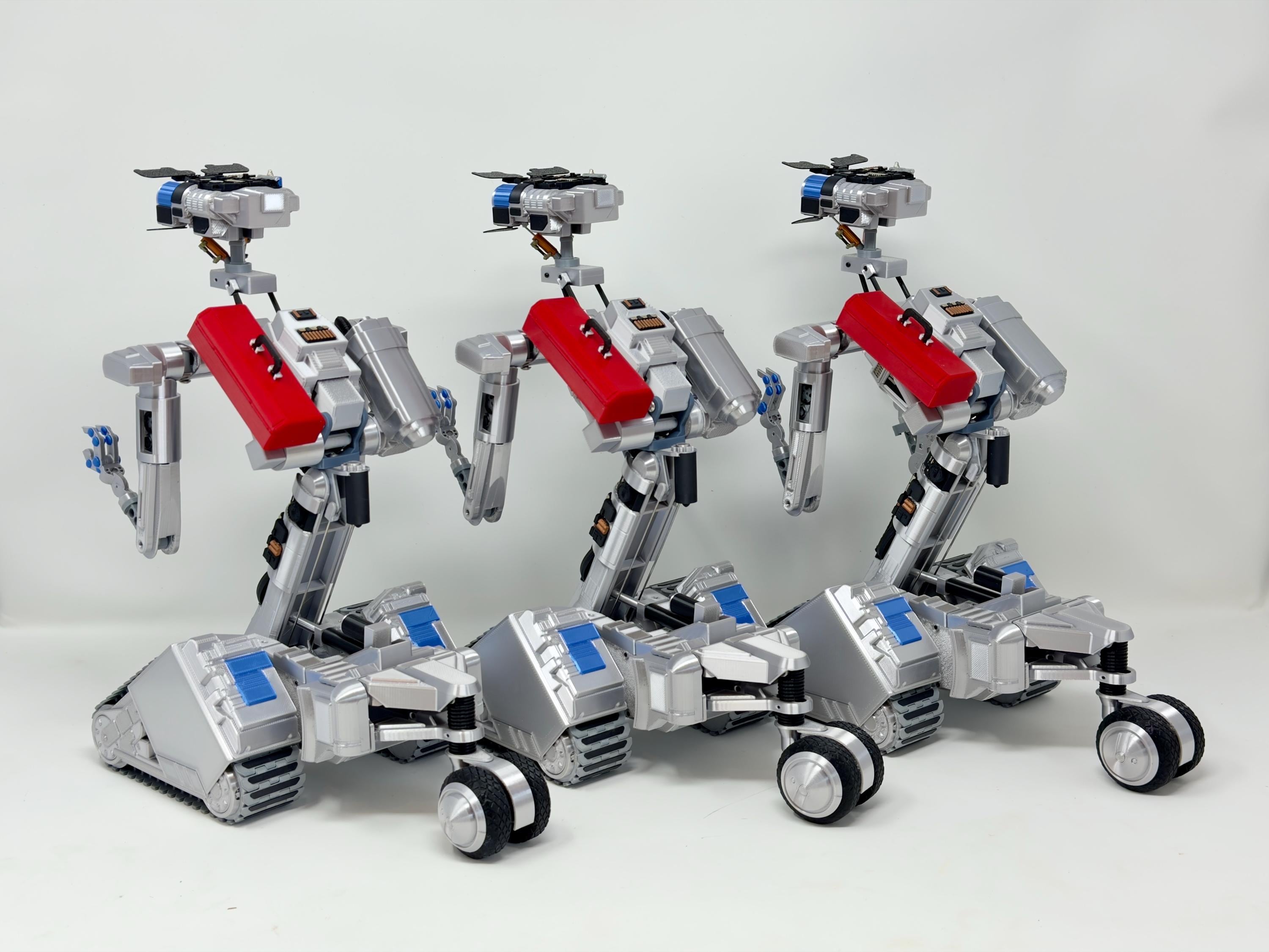 Johnny 5 Model: 1/6 Scale Short Circuit 40th Anniversary