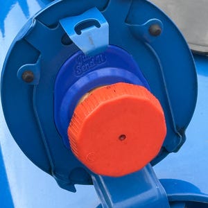 Soporte Tapa Depósito MX5 Miata Eunos NA Mk1