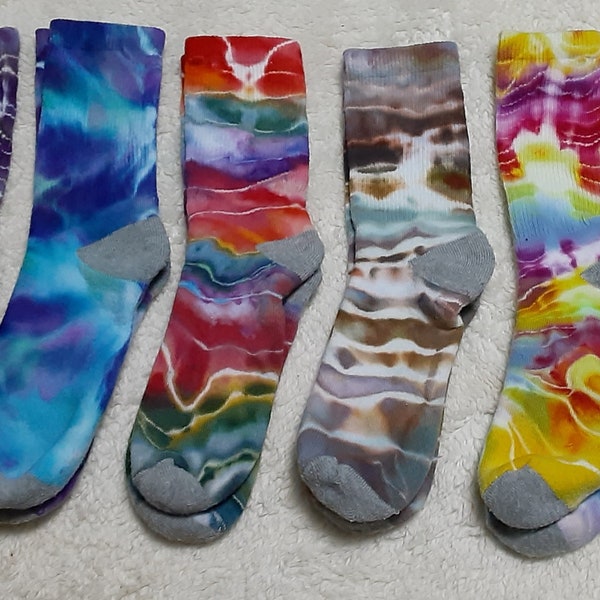 One pair of Adult Ice-dyed Socks