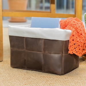 Storage Basket Leather with Removable fabric liner, home storage and organization, possible in custom size