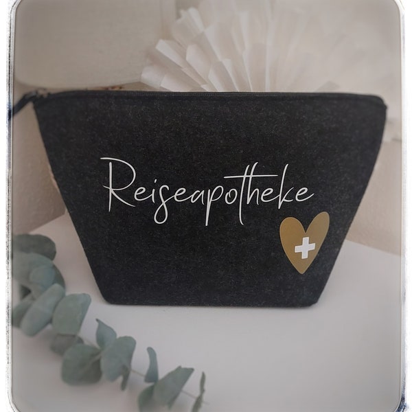 Reiseapotheke Filztasche Geschenk personalisiert Reisen personalisiertes Geschenk Kosmetiktasche