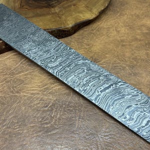 Hand forged Damascus Steel Billet Bar XL 30x5 cm Premium Quality FireStorm