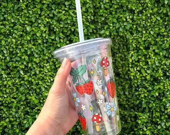 Cottage Strawberry | Plastic Tumbler