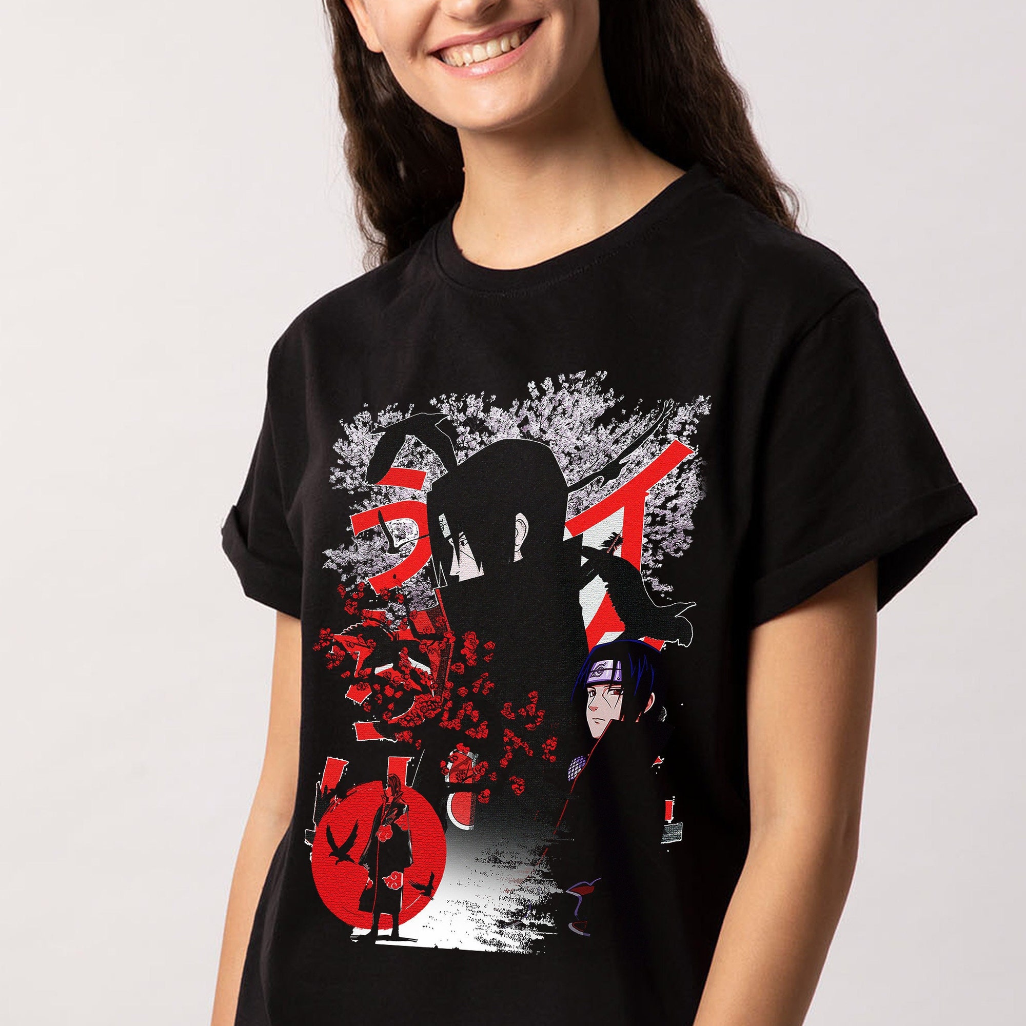 Discover ITACHI UCHIHA Ultra Vintage Luxury T Shirt