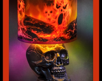 Lámpara de calavera llameante de Halloween con bombilla de llama parpadeante