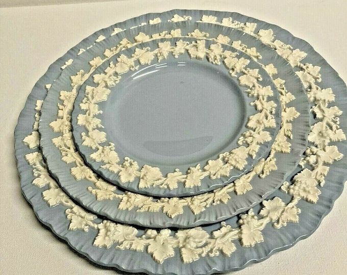 5 Wedgwood of Etruria & Barlaston