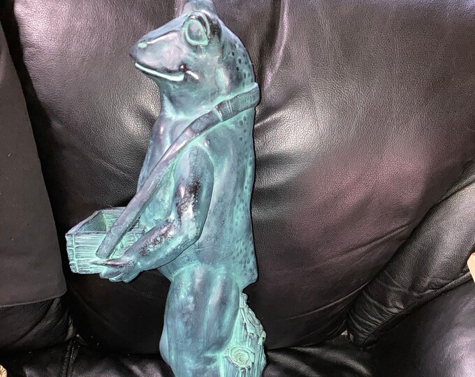 Rare 1997 Chrisdon Statue