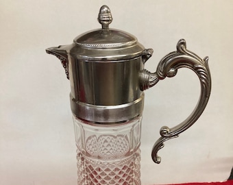 Vintage Leonard Italy Kristallglas-Wasserkrug in Bordeauxrot mit Diamantspitze