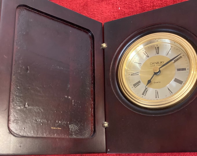 Vintage Danbury  Wood Desk Clock