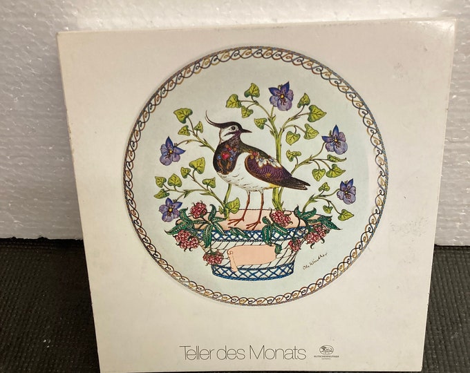 Hutschenreuther Teller des Monats " August plate of the month Bird boxed