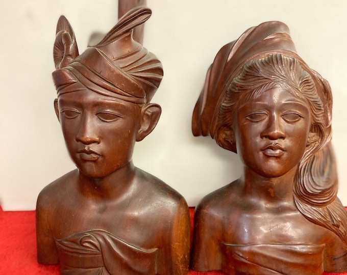 Klungkung Bali 1940s Carved Wood Sculpture Bookends