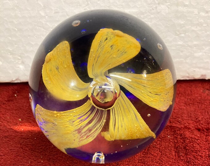 Murano Hand Blown Paperweight Yellow Flower With Blue Base Collectible Art Glass