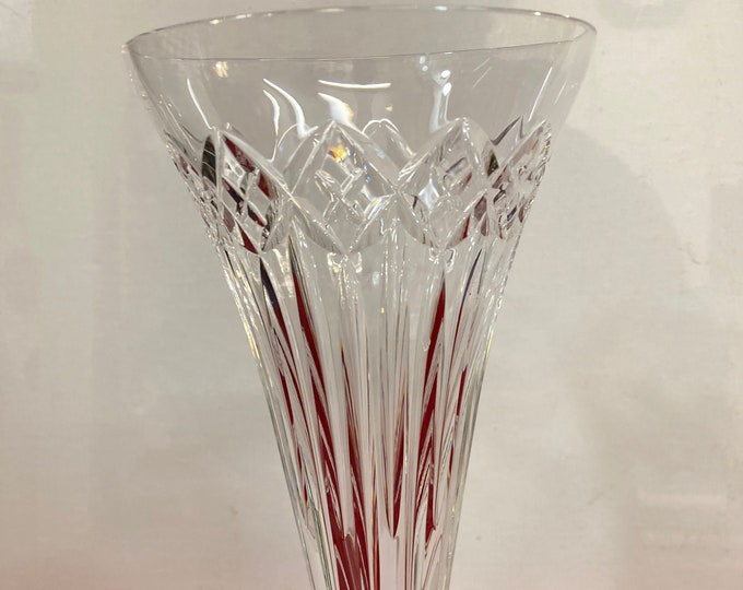 Vintage  Waterford  Cut  Crystal 9 " Tall  Irish Collectoinble Trumpet  Vase