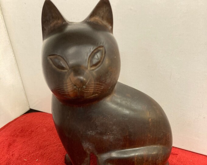 Wooden Signed  Handcrafted   Cat Statue,by  Dahia Kingson & Jose Martin