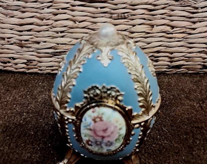 Egg-Shaped Trinket /Jewelry  Box