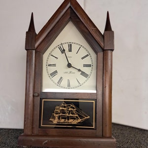 Seth Thomas Quartz  Desk Clock