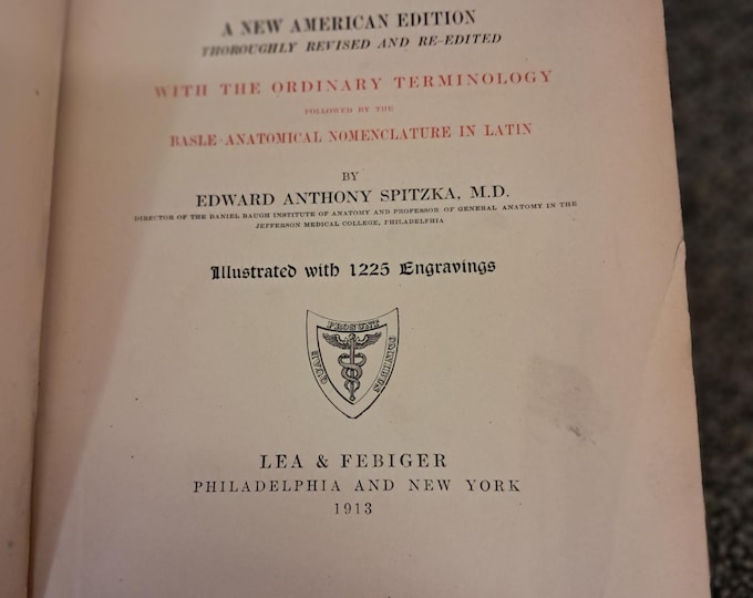 Antique  .Anatomy Destriptive and Applied  by Henry Gray F R S  Copyright  1913