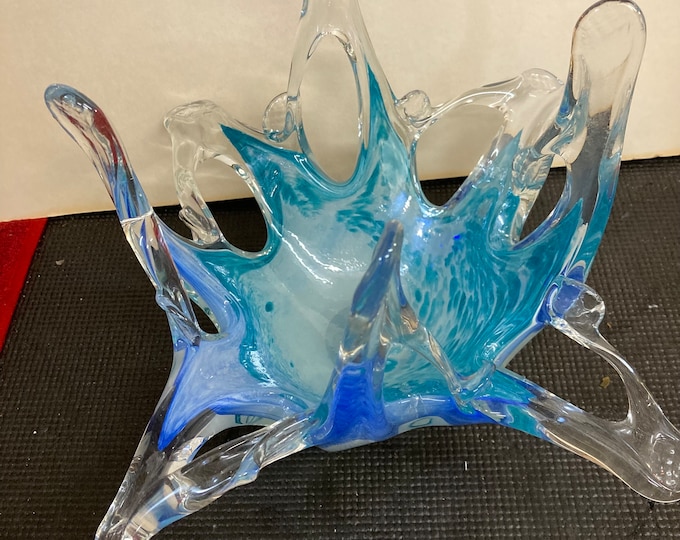 Murano Venetian Italian Sky Blue/ White/ Clear  Art Glass Sculpture Bowl or Centerpiece
