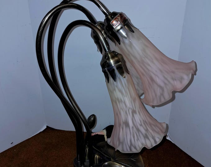 Pond Lily 16 in. Mahagony Bronze Novelty Victorian Mini Table Lamp