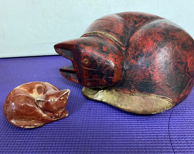 Albaster  Cat  with Handmade Wooden Cat