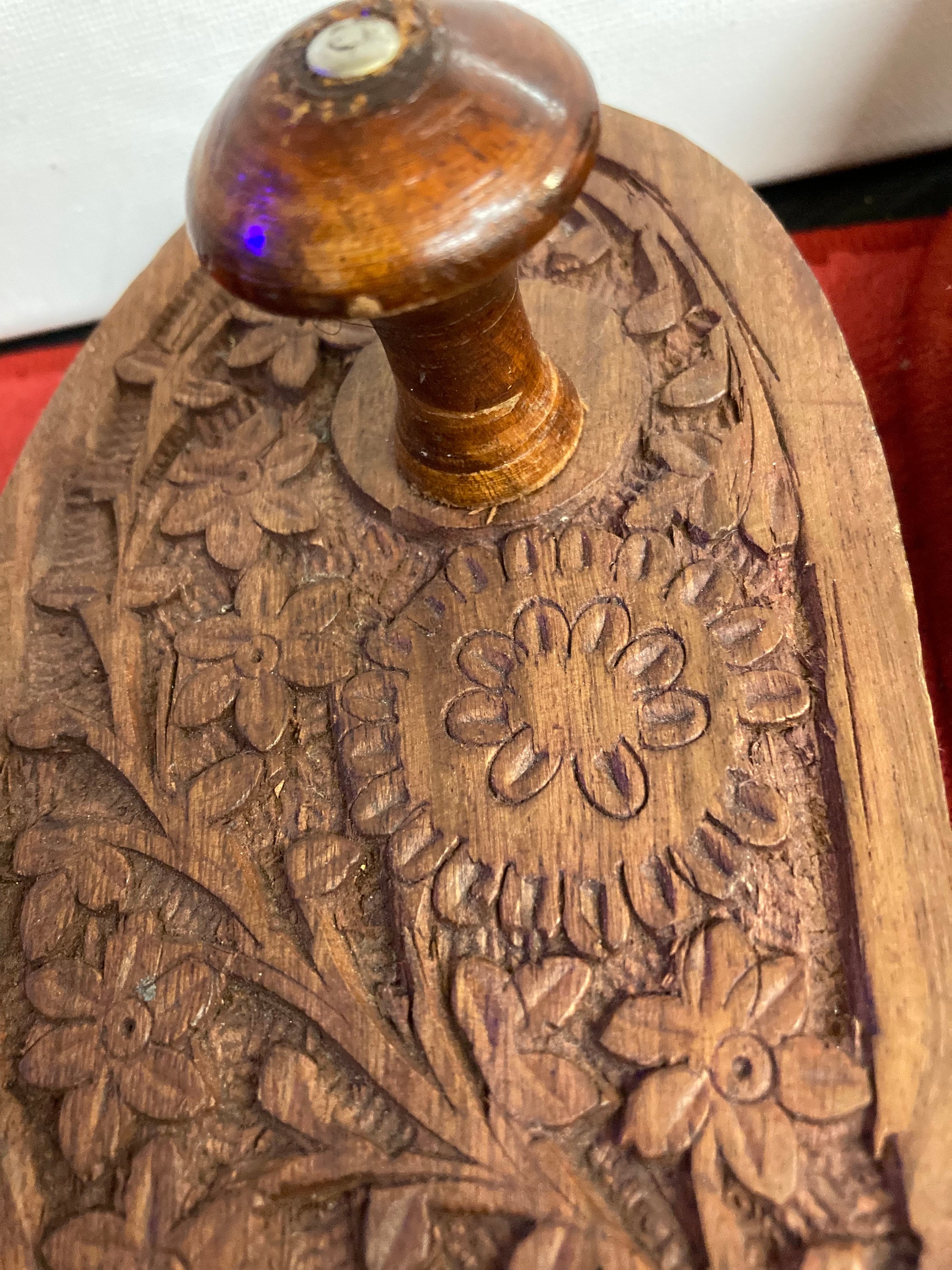 khadau chappals online