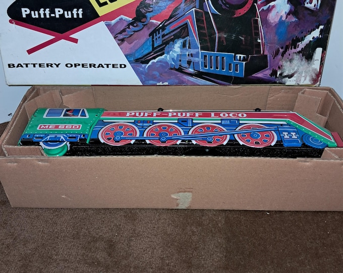 Puff-Puff Loco Battery Operated Tin Train Locomotive ME 660 Mint in Box